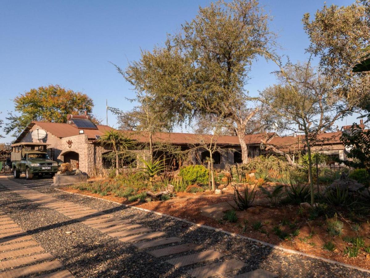 Phomola Manor Apartment *